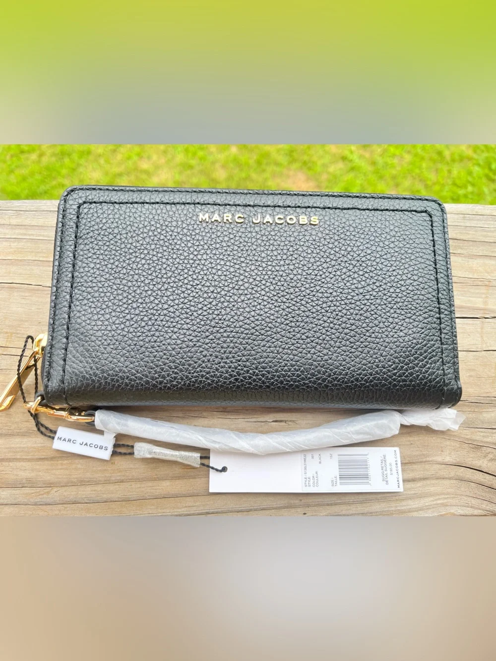 Marc Jacobs black leather wallet with gold hardware